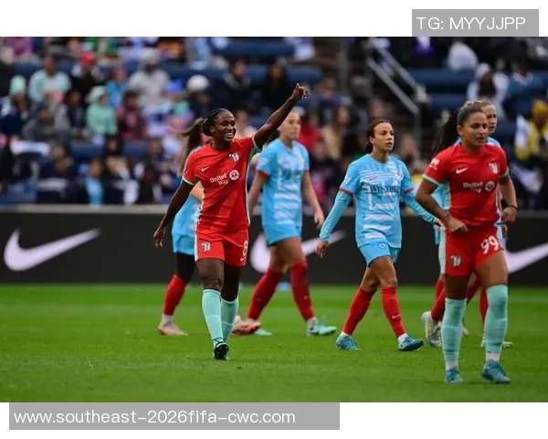 美国足球职业联赛的发展历程与未来展望:从起步到国际化的转型之路